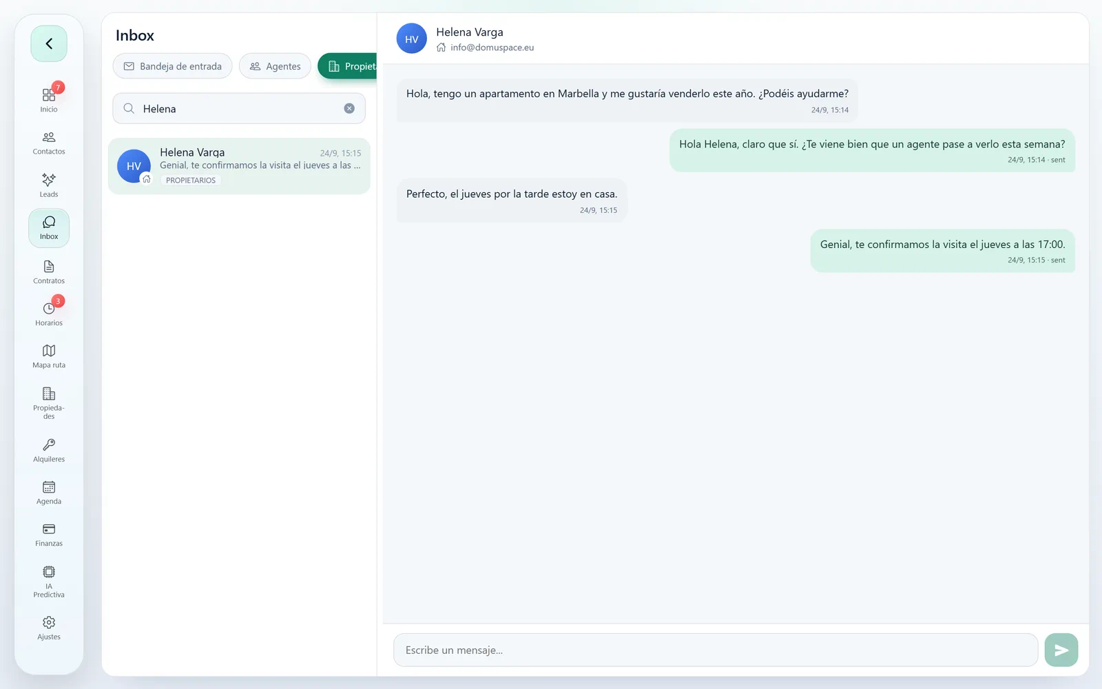 Bandeja de mensajes de Domuspace filtrada por propietarios, con la conversación entre la agencia y una propietaria que quiere vender